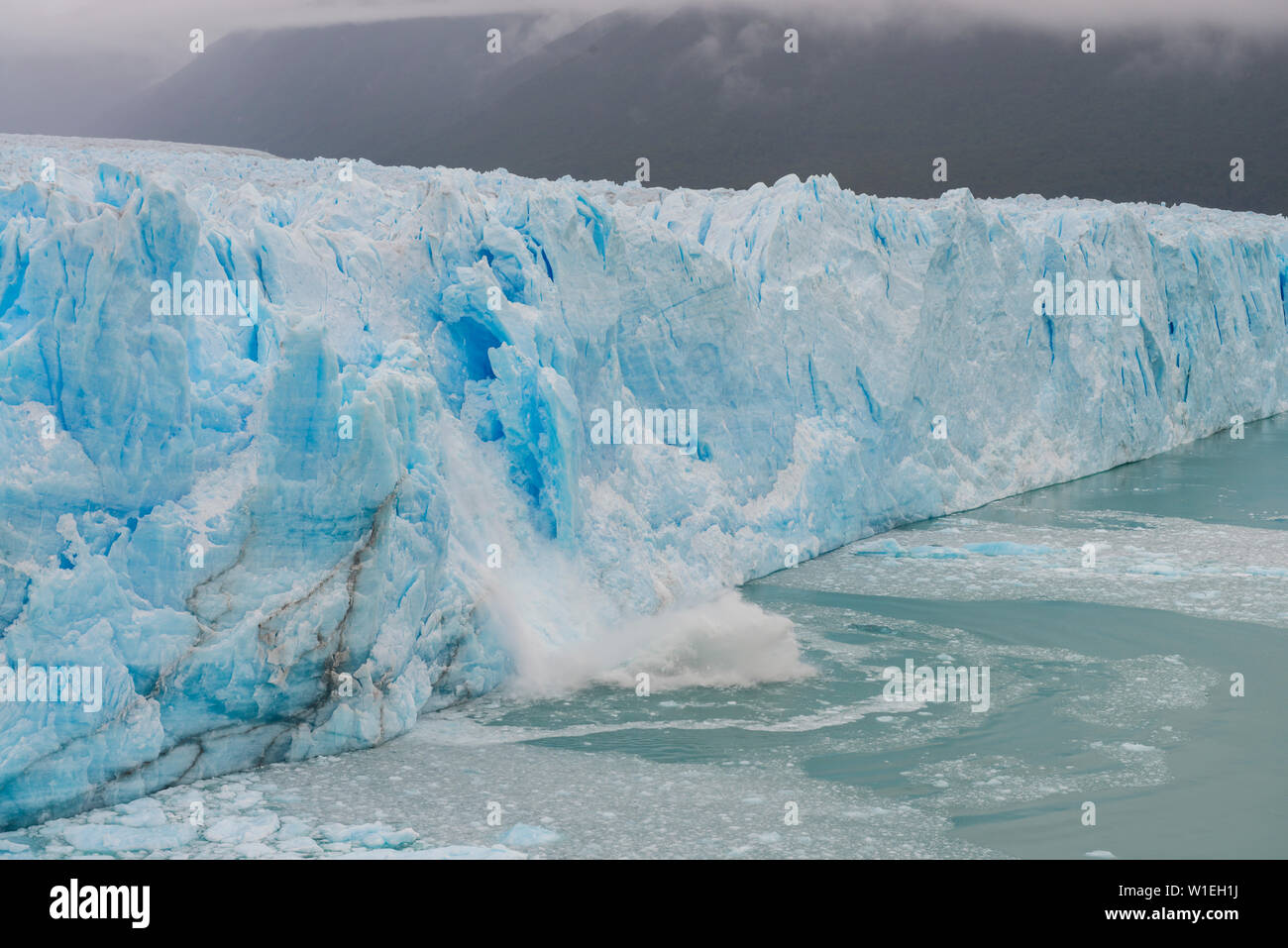 Le glacier Perito Moreno, El Calafate, Santa Cruz, Argentine, Amérique du Sud Banque D'Images