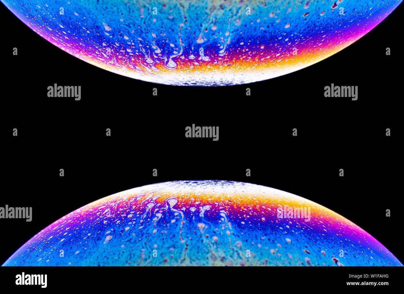 Motif fantaisie incroyable de l'eau savonneuse résumé fond demi-cercle. Modèle de l'univers planètes ou l'espace cosmique. Banque D'Images