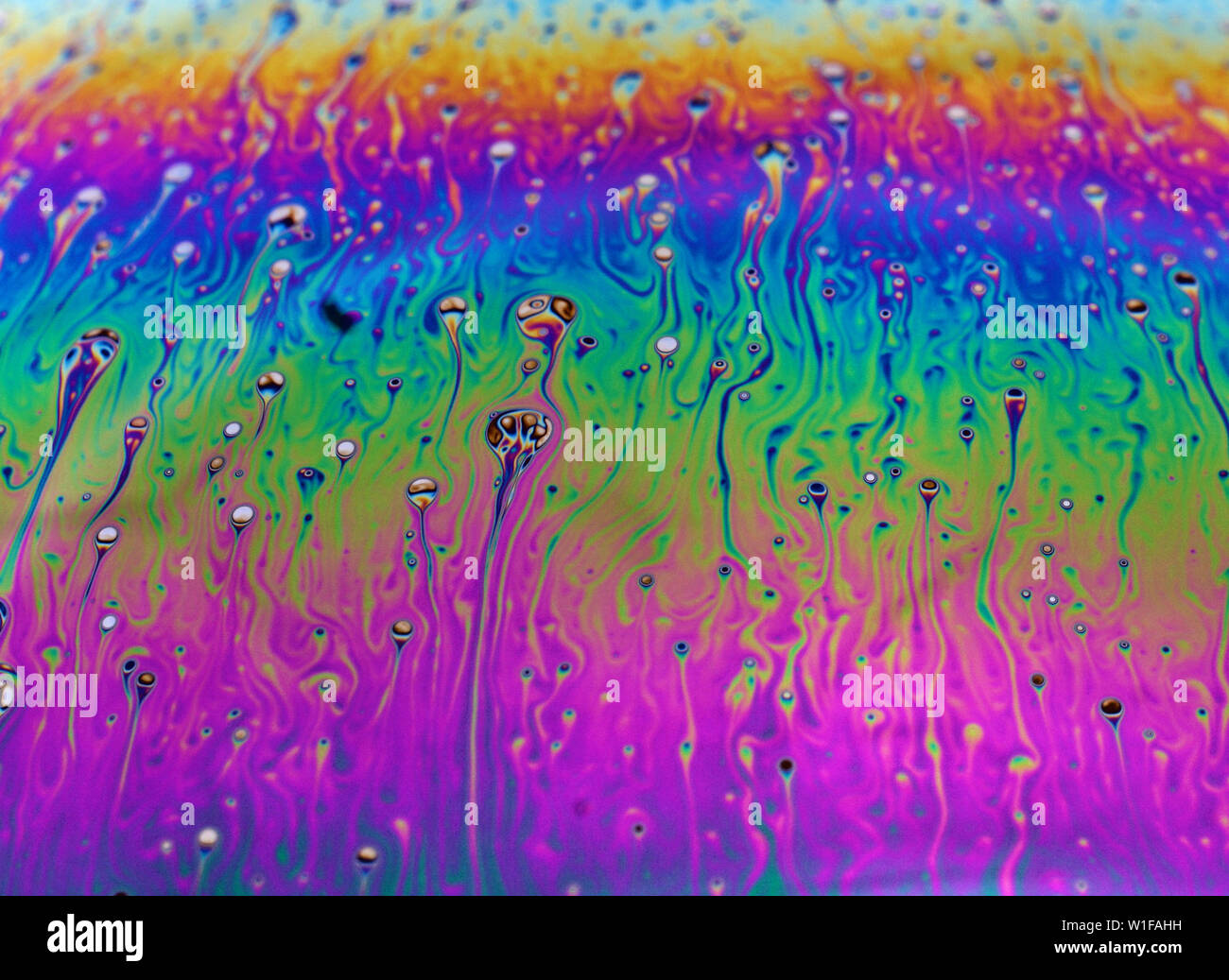 Motif fantaisie incroyable de l'eau savonneuse résumé fond demi-cercle. Modèle de l'univers planètes ou l'espace cosmique. Banque D'Images