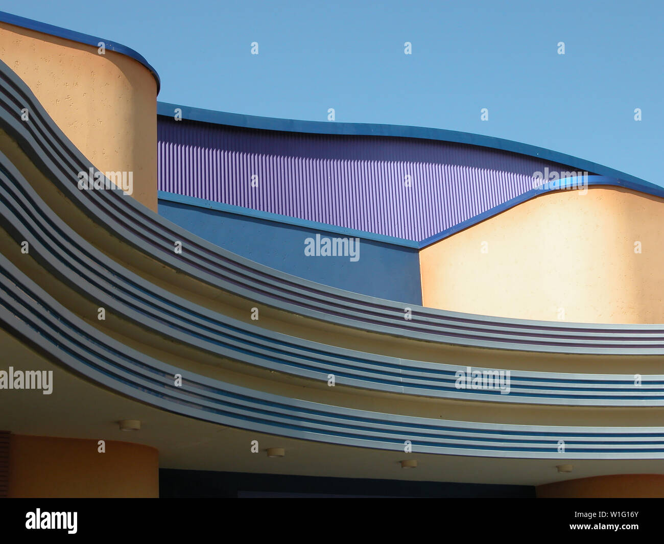 Motifs abstraits : close-up d'un bâtiment dans le parc Walt Disney Studios Banque D'Images