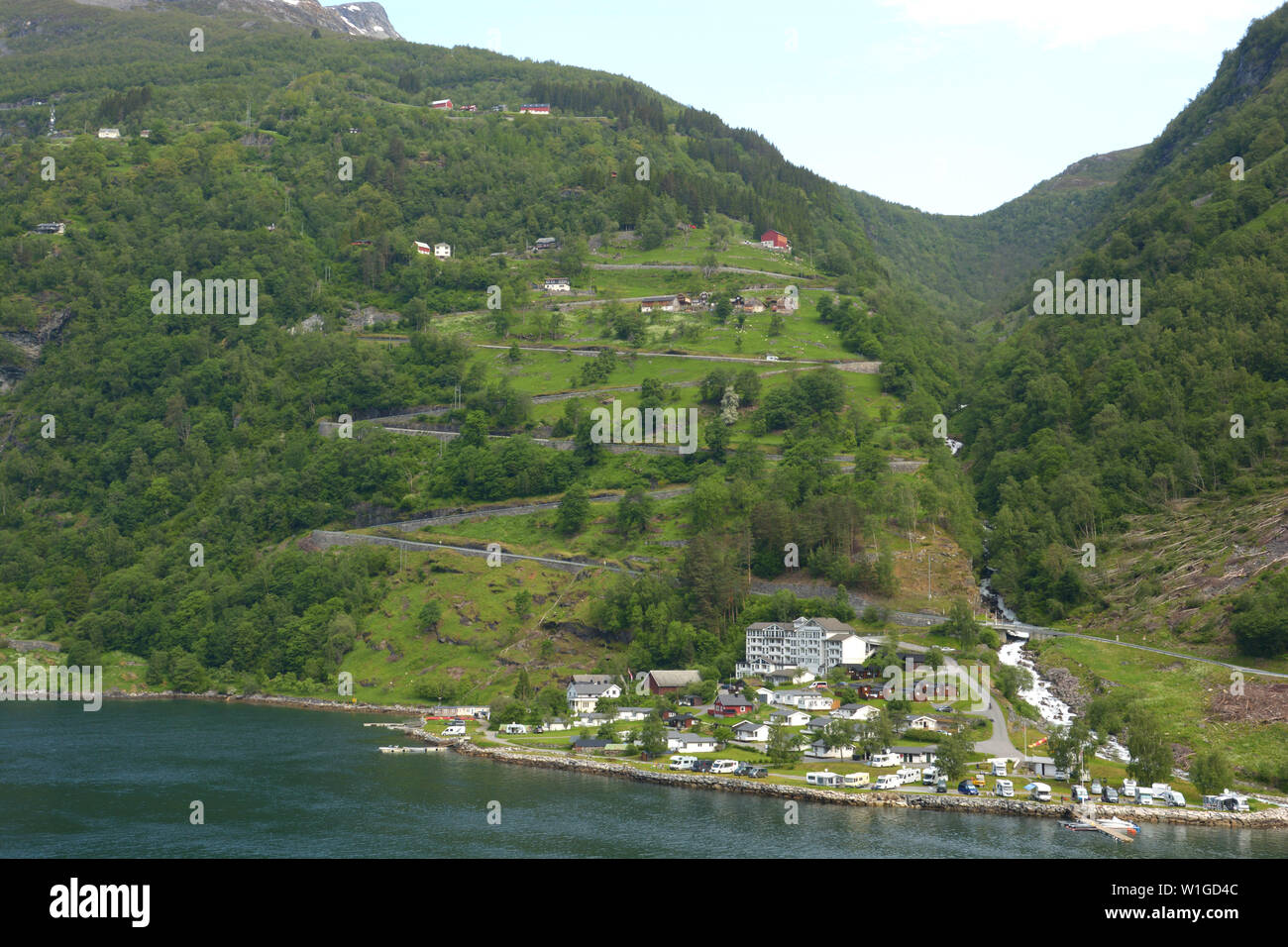 La célèbre eagle Road jusqu'au fjord de Geiranger en Norvège, ornevegen ou liquidation eagle road à geiranger un plus spectaculaires paysages Banque D'Images