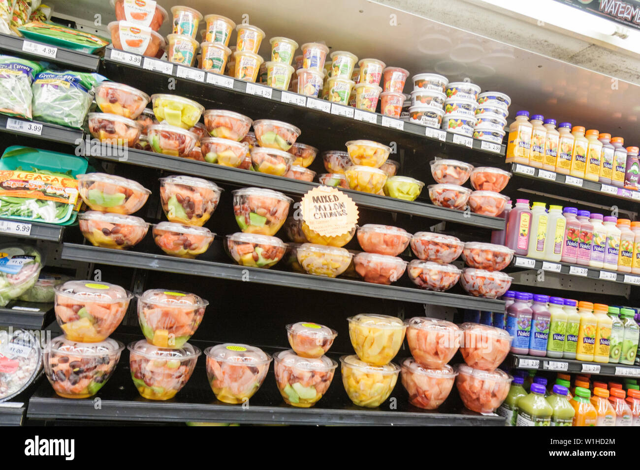 Floride, Broward, fort ft. Lauderdale,Winn épicerie, supermarché produit vente concurrence, aliments préparés, fruits coupés, morceaux de melon, étagère Banque D'Images