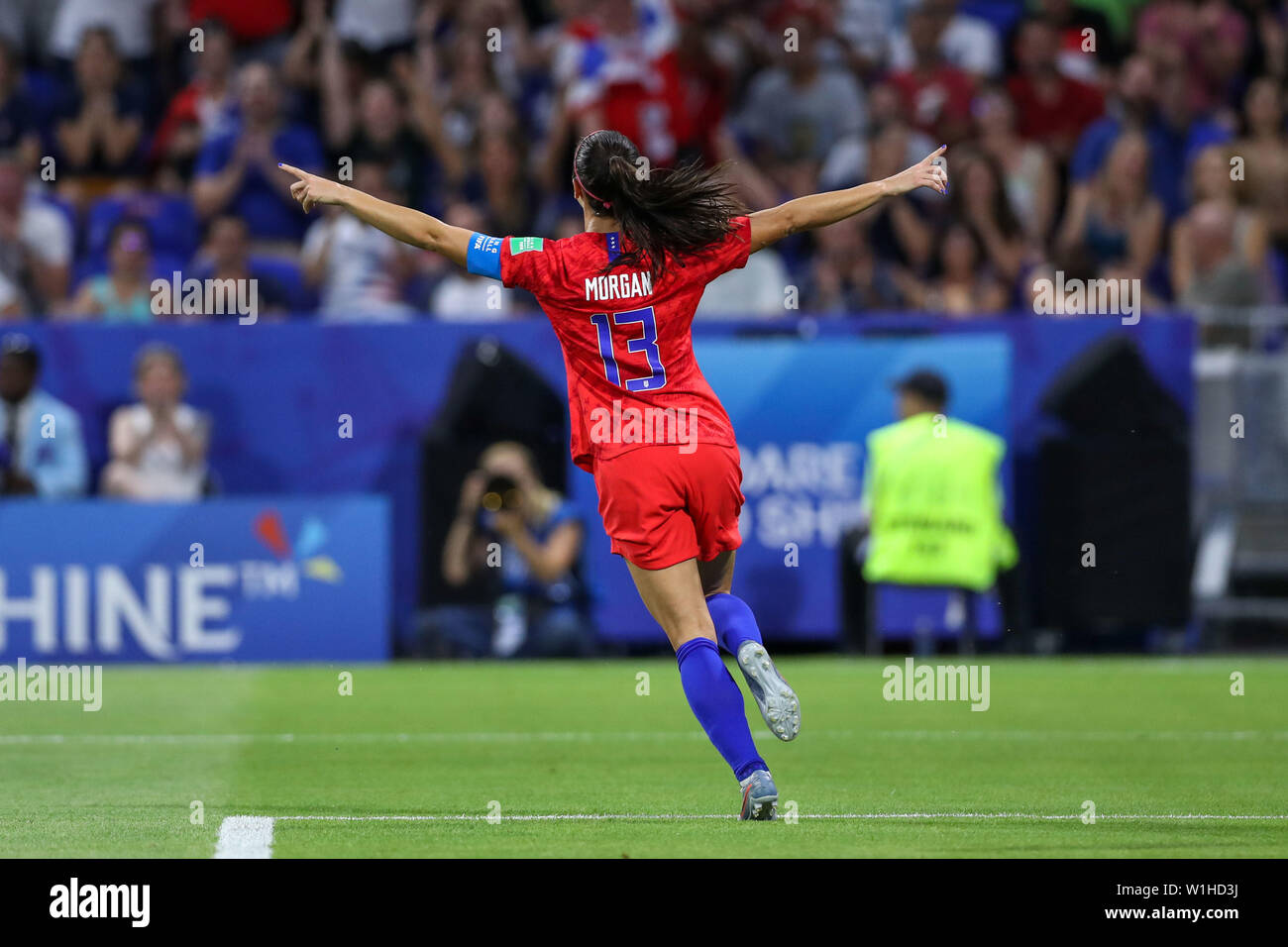 Lyon, France. 07 juillet, 2019. Alex Morgan des États-Unis au cours de match contre l'Angleterre jeu valable pour les demi-finales de la Coupe du Monde de football dans le Stade de Lyon en France le Mardi, 02. (PHOTO : VANESSA CARVALHO/BRÉSIL PHOTO PRESSE) Credit : Brésil Photo Presse/Alamy Live News Banque D'Images