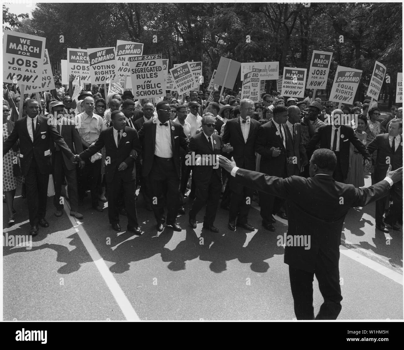 Photographie de dirigeants à la tête de la manifestation à Washington, D.C. Banque D'Images