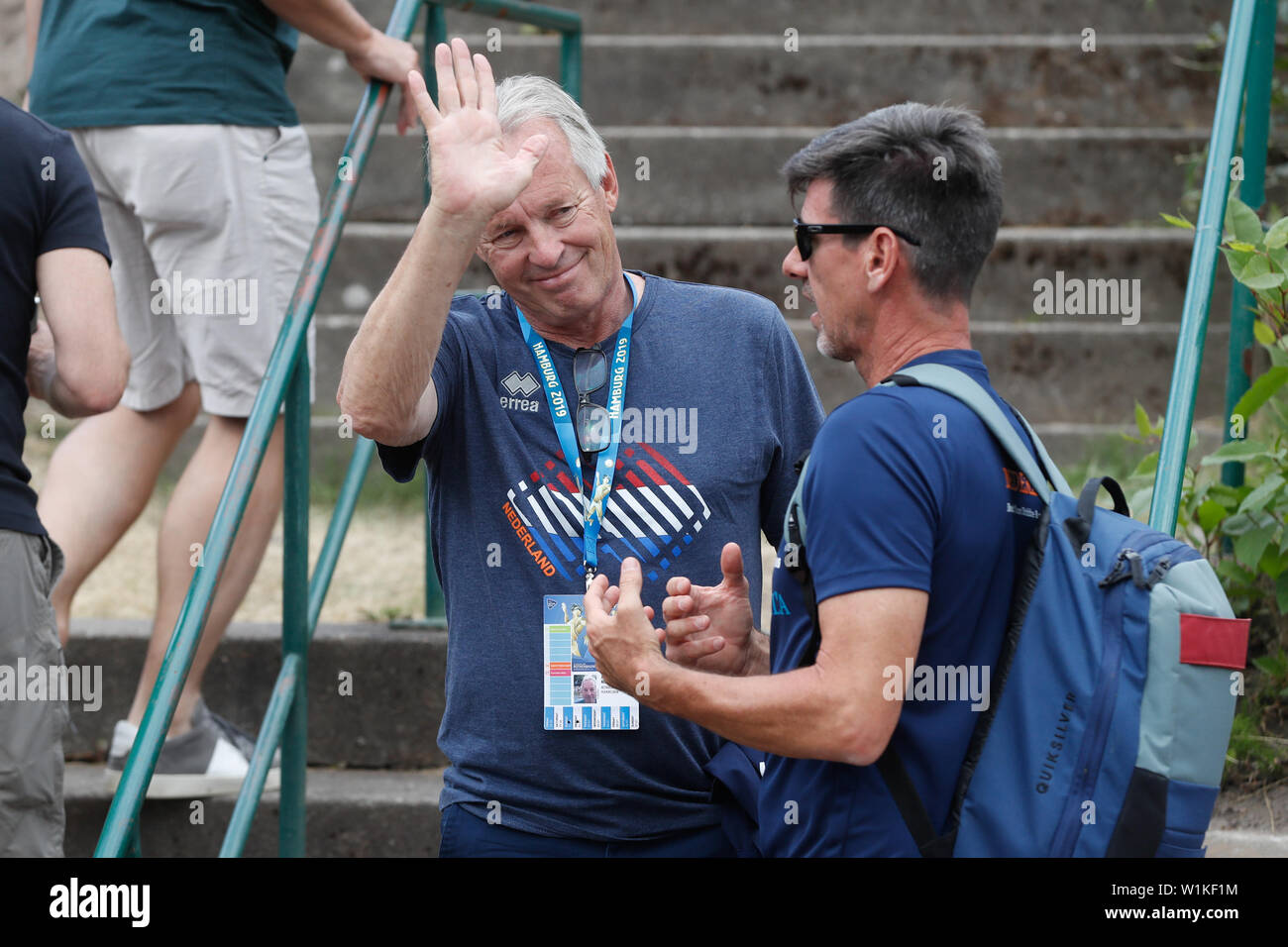 1 juillet 2019 Hambourg, Allemagne, 50 ans (0) Championnat du Monde 2019 WK Beachvolleybal - Dag 1 - Hambourg - Duitsland L-R Joop Alberda Banque D'Images