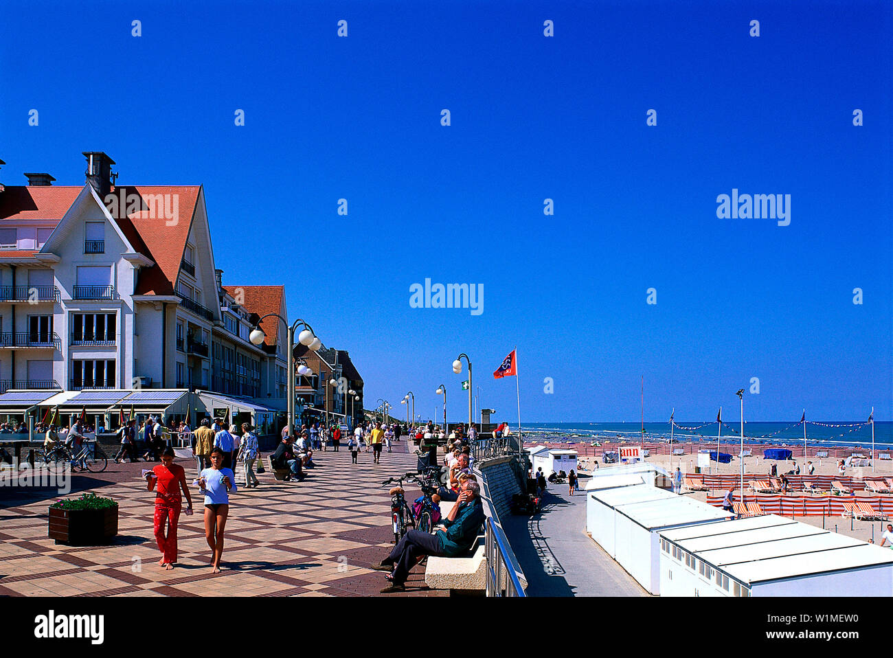 Strandpromenade 48, De Haan, Flandern Belgien Photo Stock - Alamy