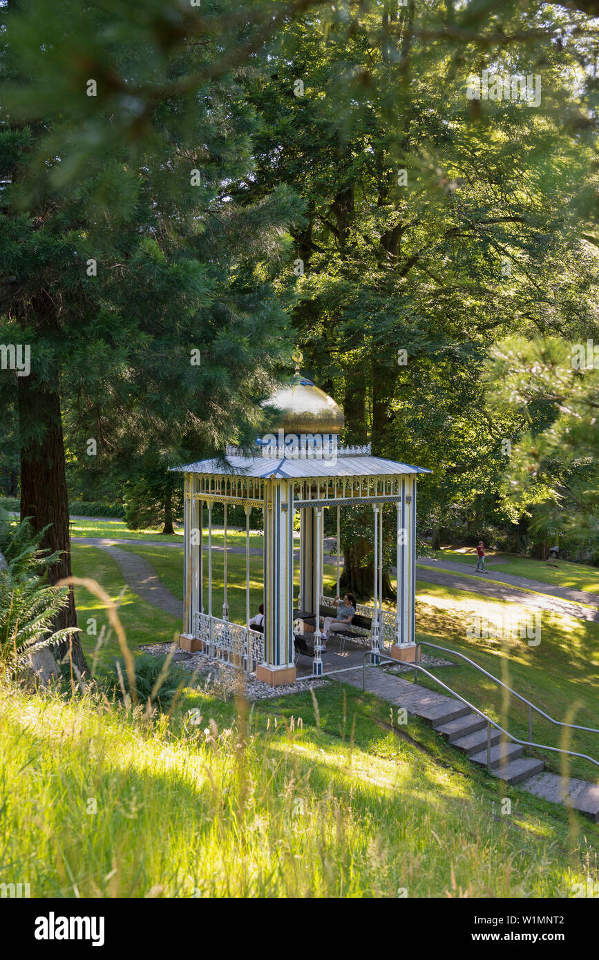 Jardins en Bad Wildbad, Forêt-Noire, Bade-Wurtemberg, Allemagne Banque D'Images