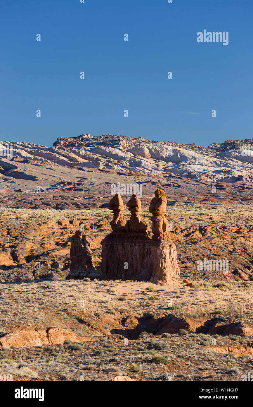 Les trois singes sages, Goblin Valley State Park, Utah, USA Banque D'Images