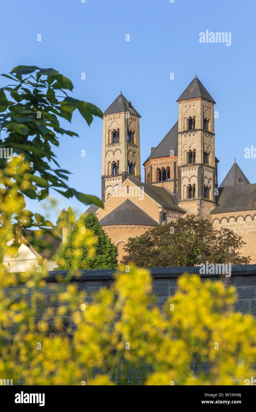 Église de l'abbaye de Münster Laacher le couvent Maria Laach, près de Glees, Vulkan Eifel, Eifel, Rhénanie-Palatinat, Allemagne, Europe Banque D'Images