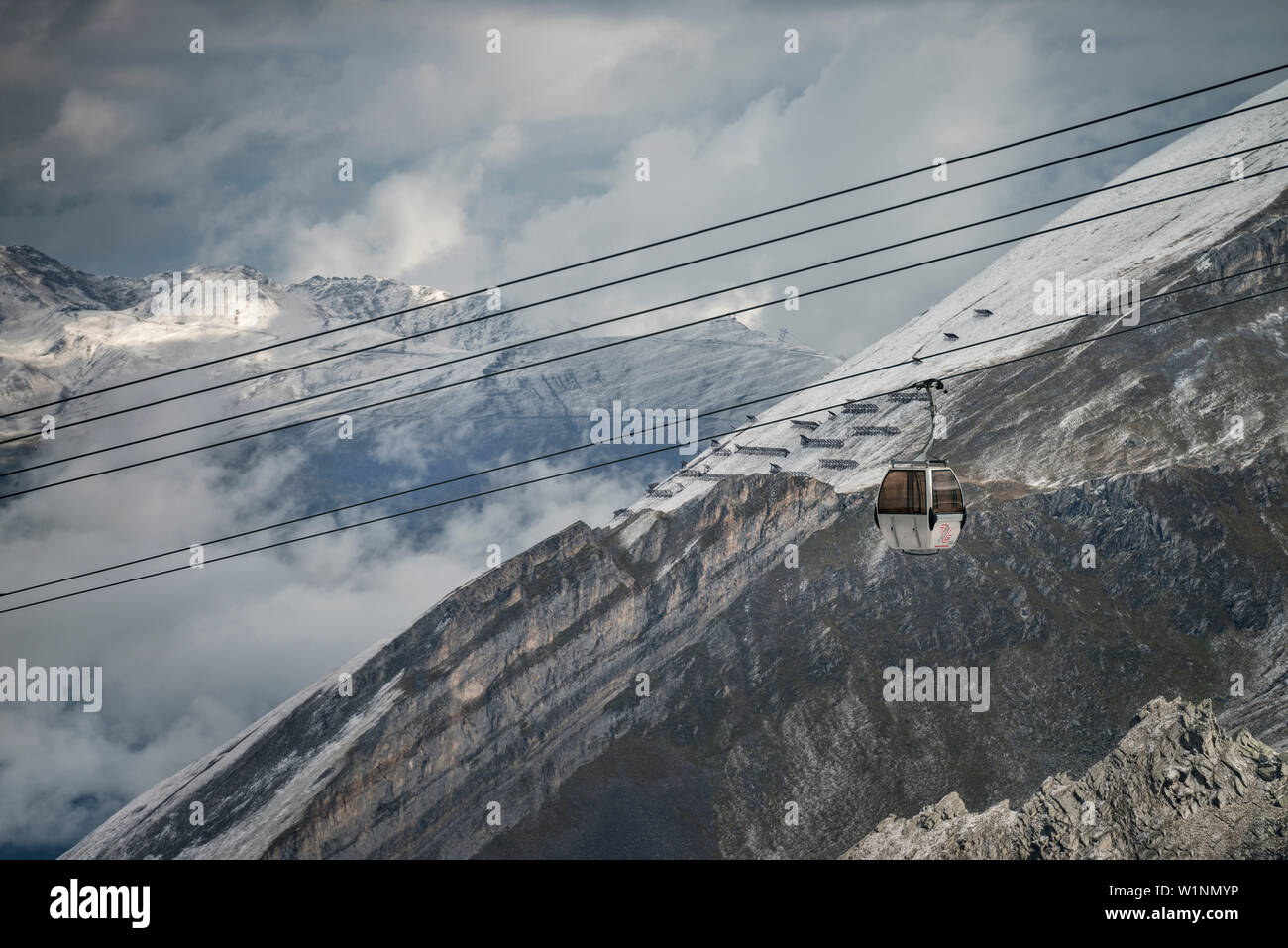 En gondole à la glacier de Hintertux, Zillertal, Tyrol, Autriche, Alpes Banque D'Images