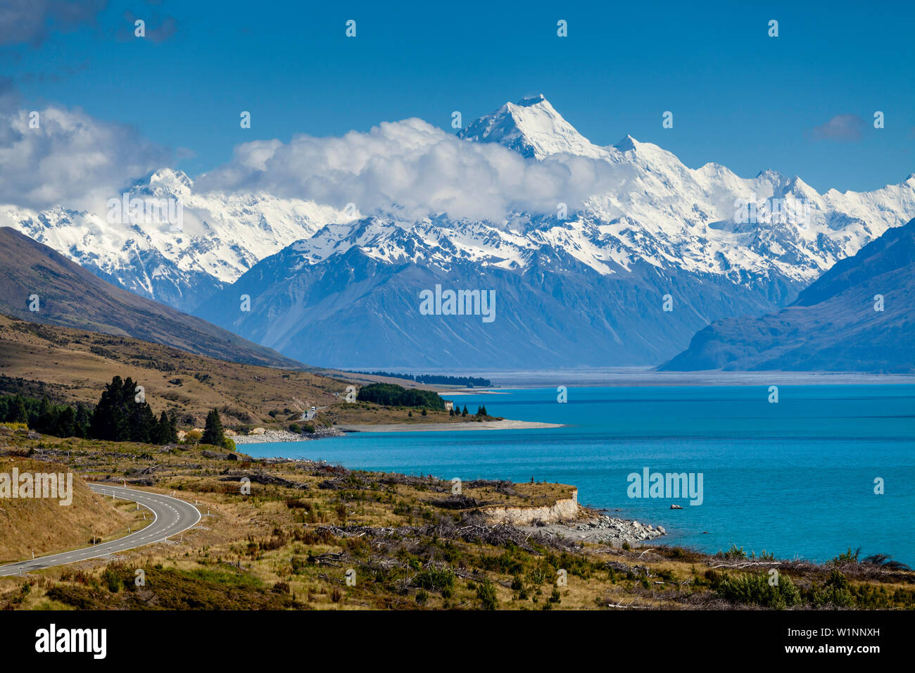 Le lac Pukaki et Mt Cook (Aoraki), Parc National du Mont Cook, île du Sud, Nouvelle-Zélande Banque D'Images