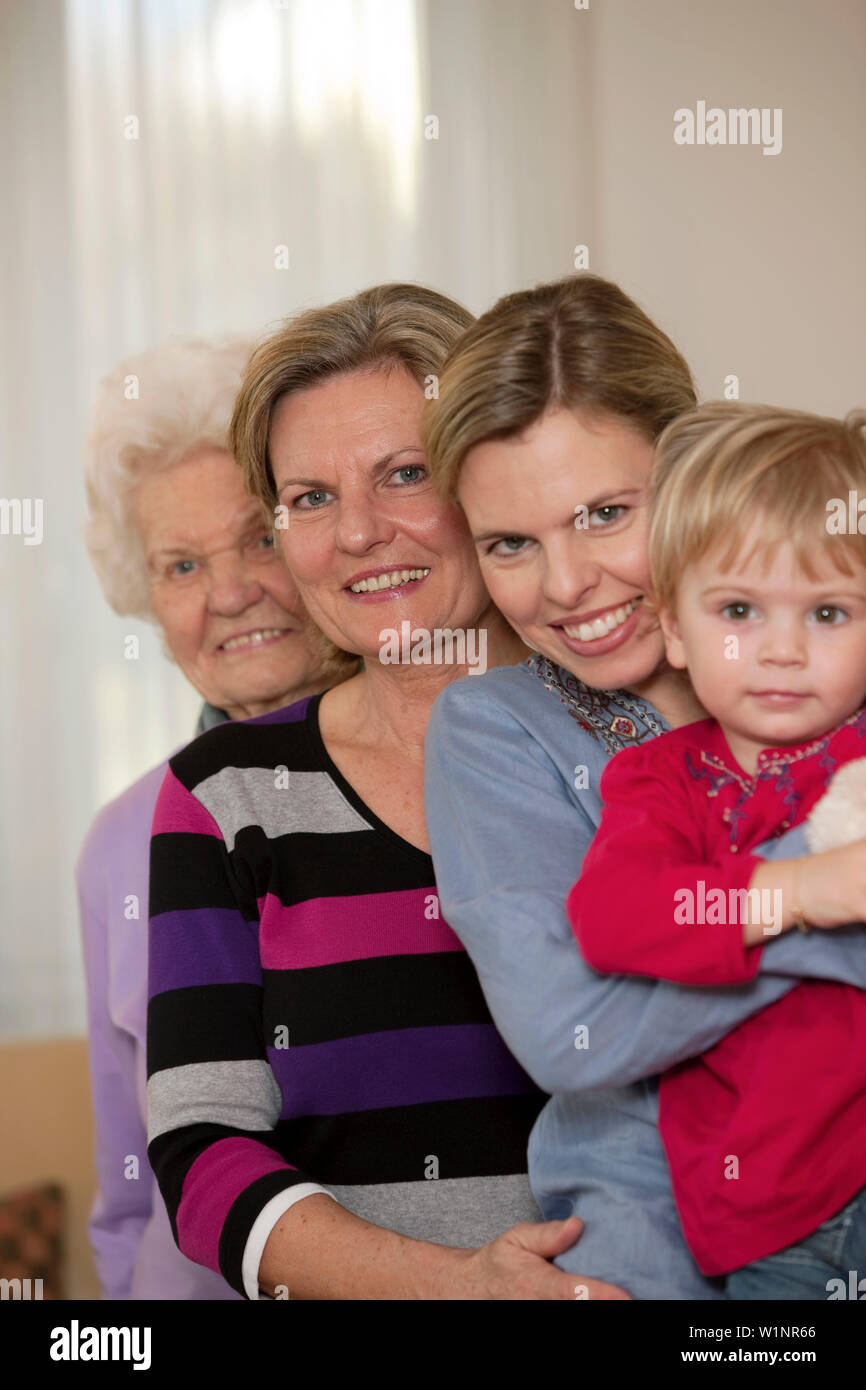 Quatre générations d'une famille Banque D'Images