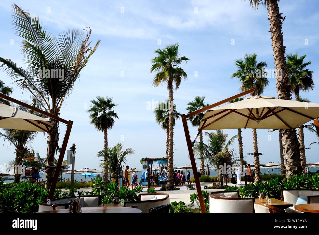 La Mer, plage, commerces, restaurants, loisirs, Jumeirah, DUBAÏ, ÉMIRATS ARABES UNIS, Émirats Arabes Unis Banque D'Images