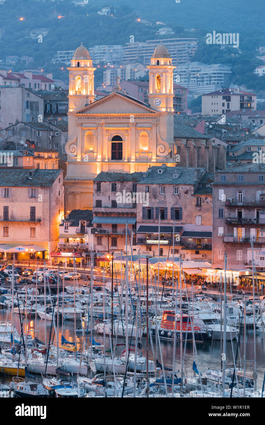Donnant sur le port de Bastia, Corse, France église Saint Jean-Baptiste  paroisse, Haute Corse, Corse, France Photo Stock - Alamy