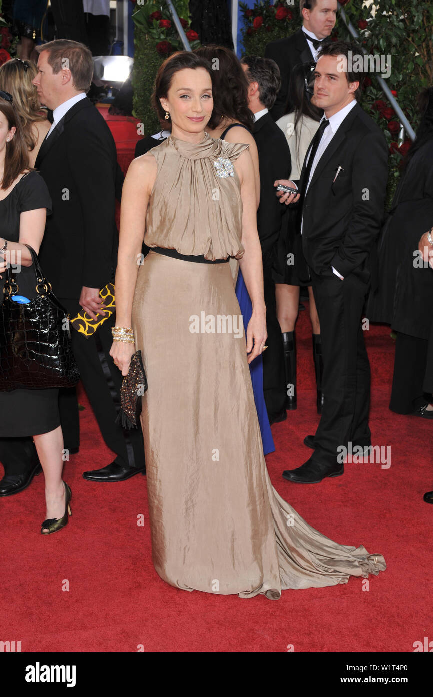 LOS ANGELES, CA. 11 janvier 2009 : Kristin Scott Thomas à la 66e assemblée annuelle Golden Globe Awards au Beverly Hilton Hotel. © 2009 Paul Smith / Featureflash Banque D'Images