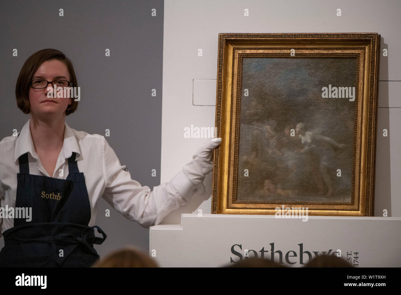 Sotheby's, Londres, Royaume-Uni. 3 juillet 2019. L'été d'anciens maîtres vente du soir propose des peintures du 14e - 19e siècle par plusieurs des plus importants peintres de l'art occidental met en évidence : un chef-d'œuvre de chaque de la plus grande des peintres de paysage - Turner, Constable et Gainsborough - et œuvres extraordinaires de l'époque Baroque par Ribera et l'extrêmement rares Johann Liss. Image : Jean-Honoré Fragonard, La Fontaine de l'amour. Credit : Malcolm Park/Alamy Live News. Banque D'Images