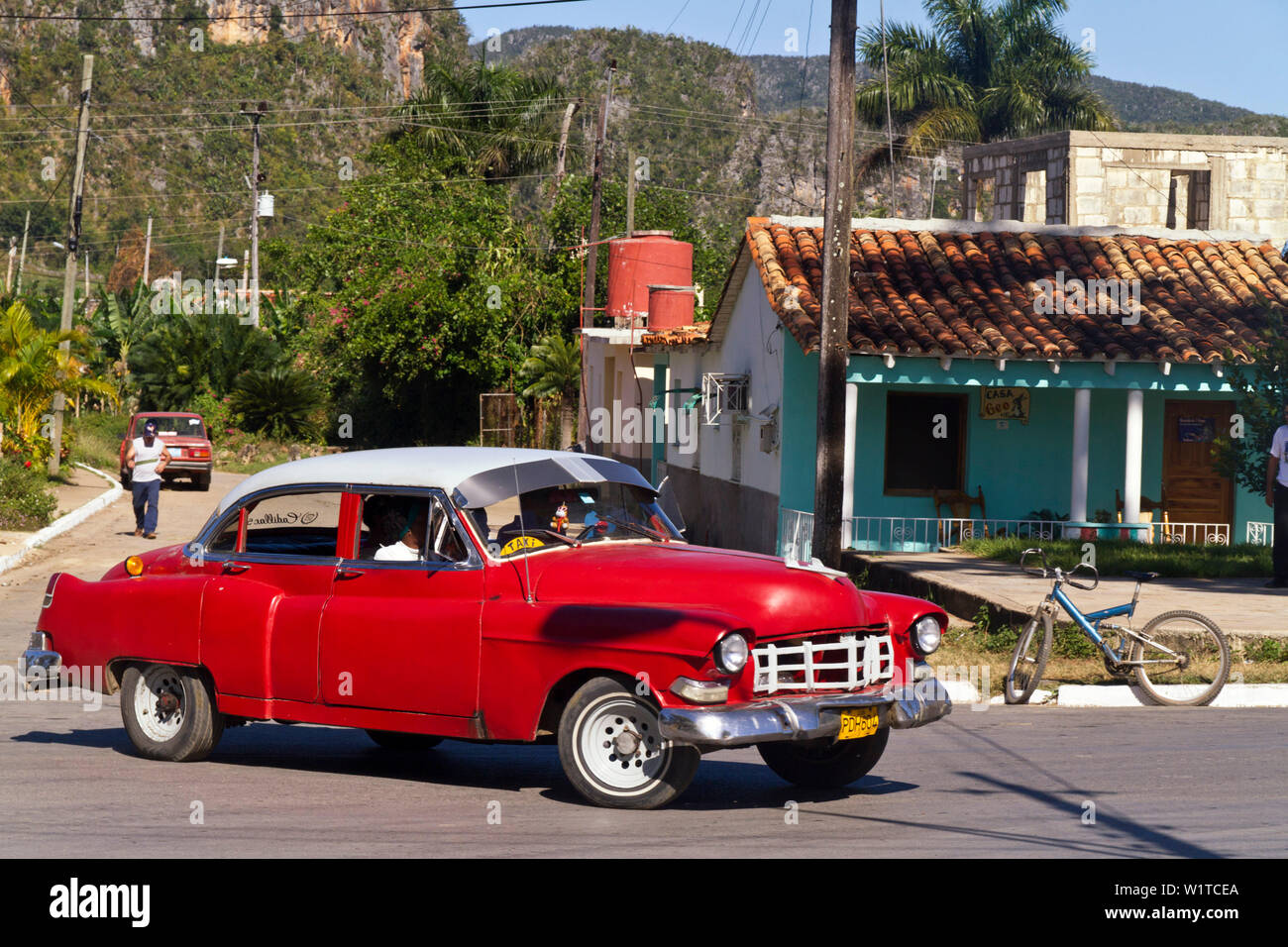 Oldtimer à Viñales Cuba, province de Pinar del Rio Banque D'Images