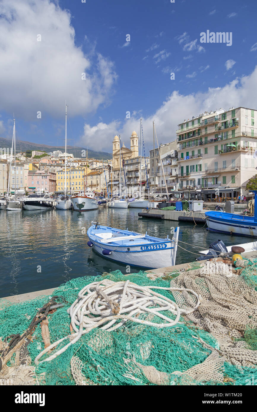 Bateau de pêche au Port de Plaisance à Bastia, Corse, France du Sud, France, Europe du Sud Banque D'Images