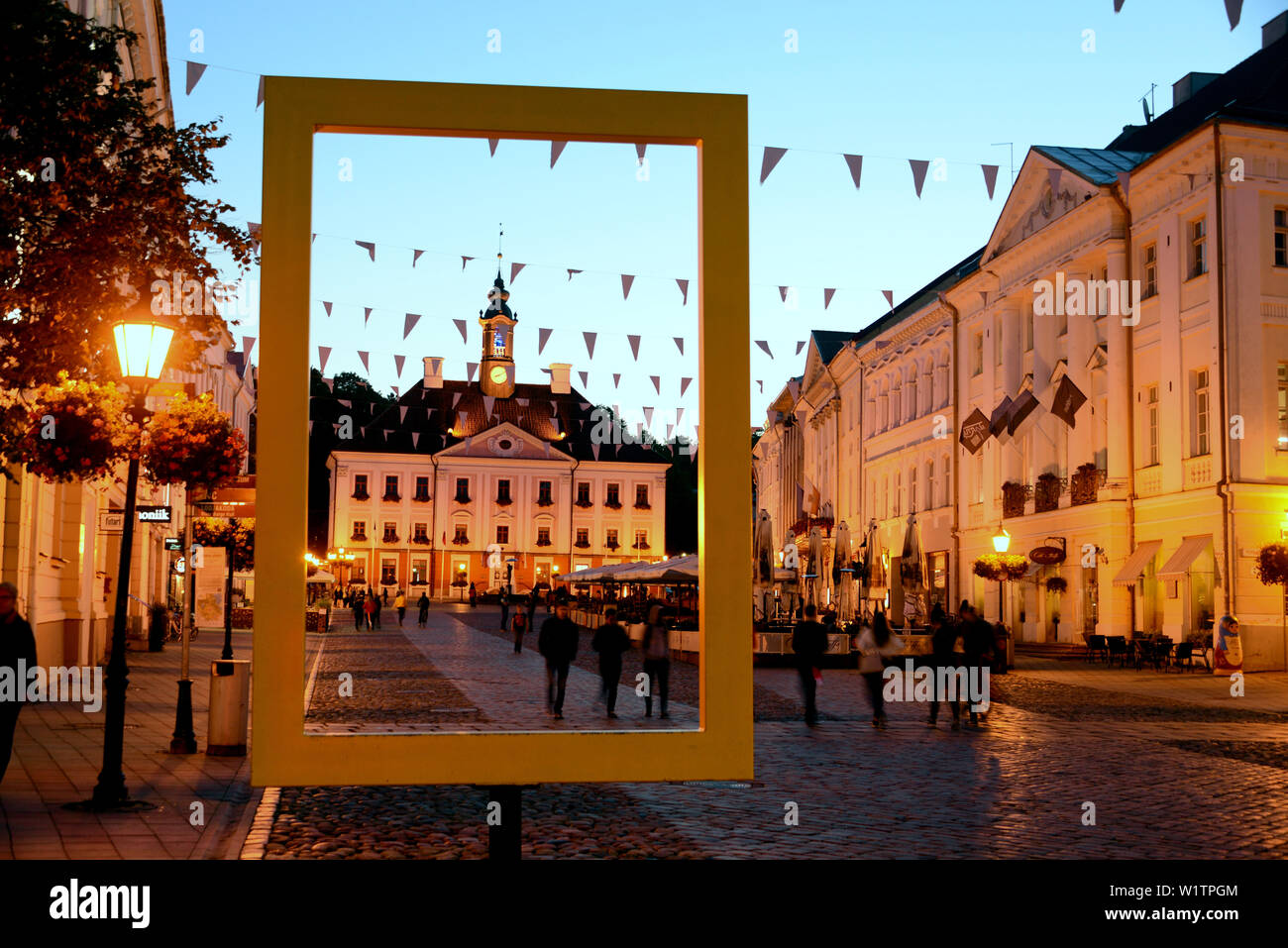 Place de la mairie, Tartu, Estonie Banque D'Images