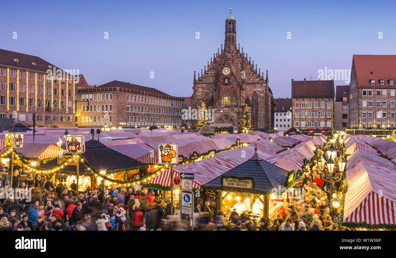 Marché de Noël , Marché, Hauptplatz, Nuremberg , Nürnberg, Allemagne Banque D'Images