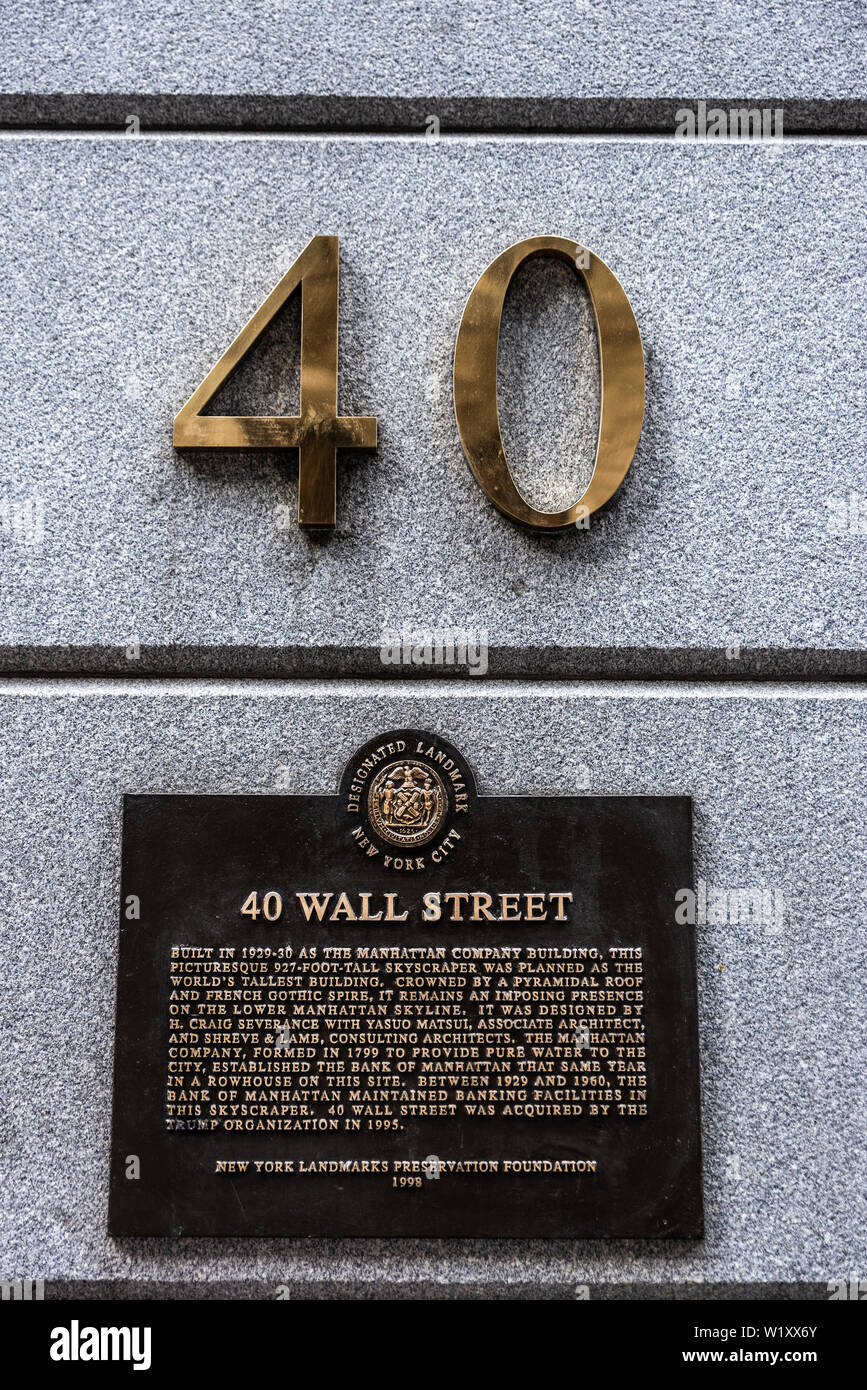 La ville de New York, USA - 1 août 2018 : Façade de l'immeuble Trump sur 40 Wall Street à Manhattan, New York City, USA Banque D'Images