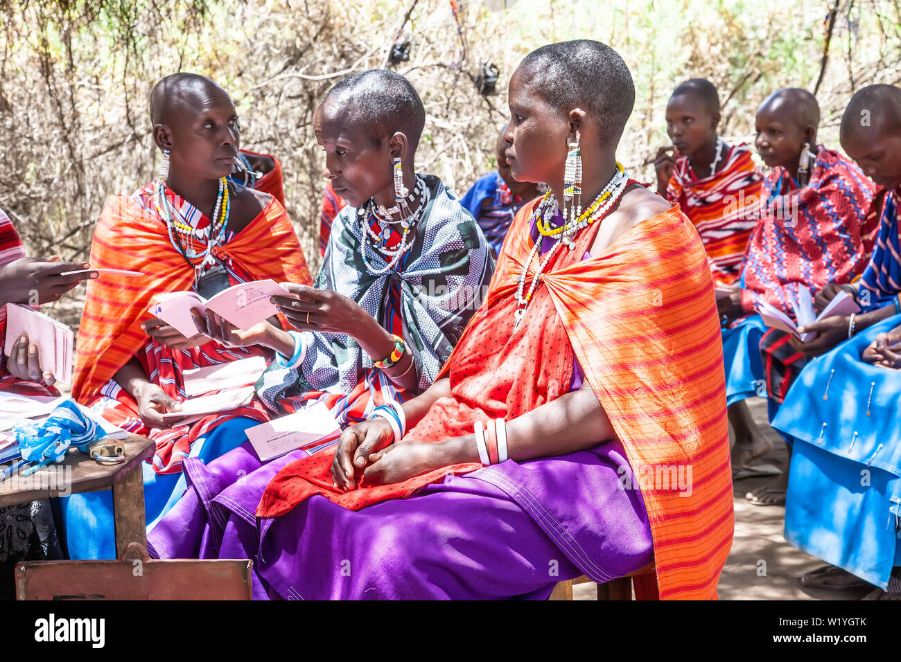 L'Afrique de l'Afrique;;Tanzanie;Maasai Women lors d'une réunion pour les Indepents. Toutes les images sont des modèles de fichiers validés B5101 Banque D'Images