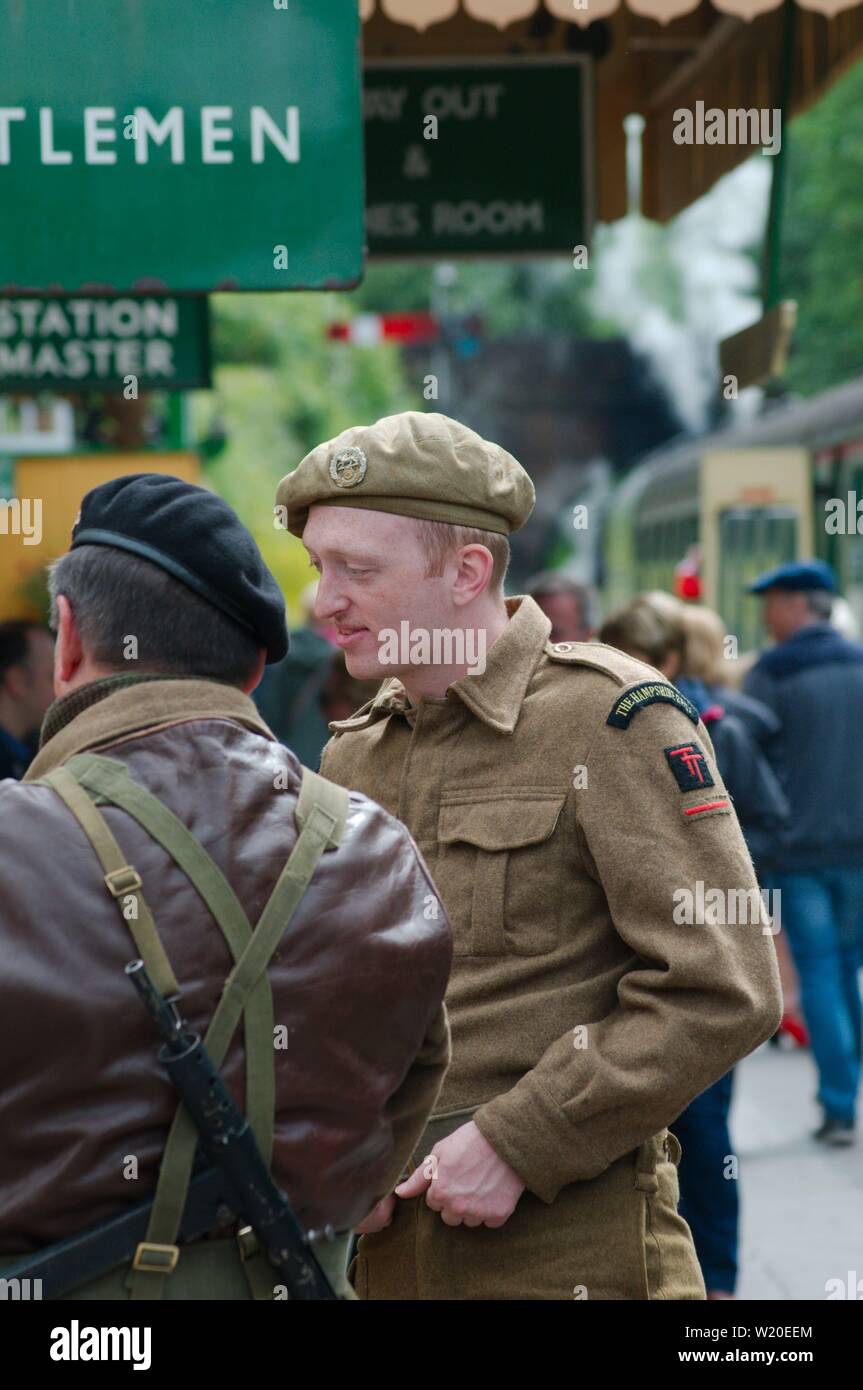 Les images prises à la ligne de cresson au cours de la 'guerre à la ligne' événement dans le Hampshire. Banque D'Images