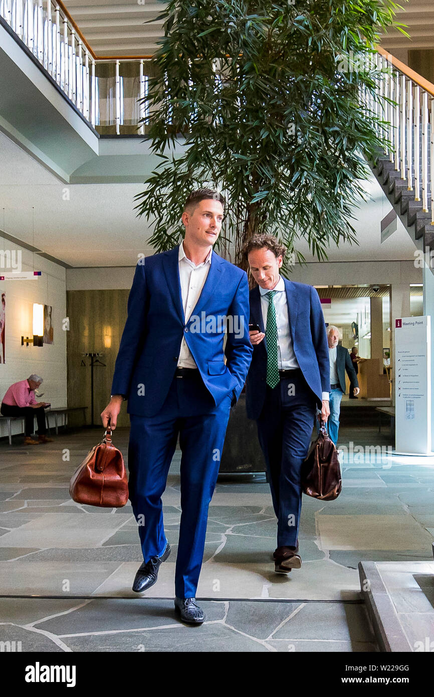 Arnhem, Pays-Bas. 05 juillet, 2019. ARNHEM, 05-07-2019, décision judiciaire dans l'affaire Anne Faber, Palais de Arnhem, advocaten van Michael P, Niels Dorrestein (L) en Sander de Korte (R) : Crédit Photos Pro/Alamy Live News Banque D'Images