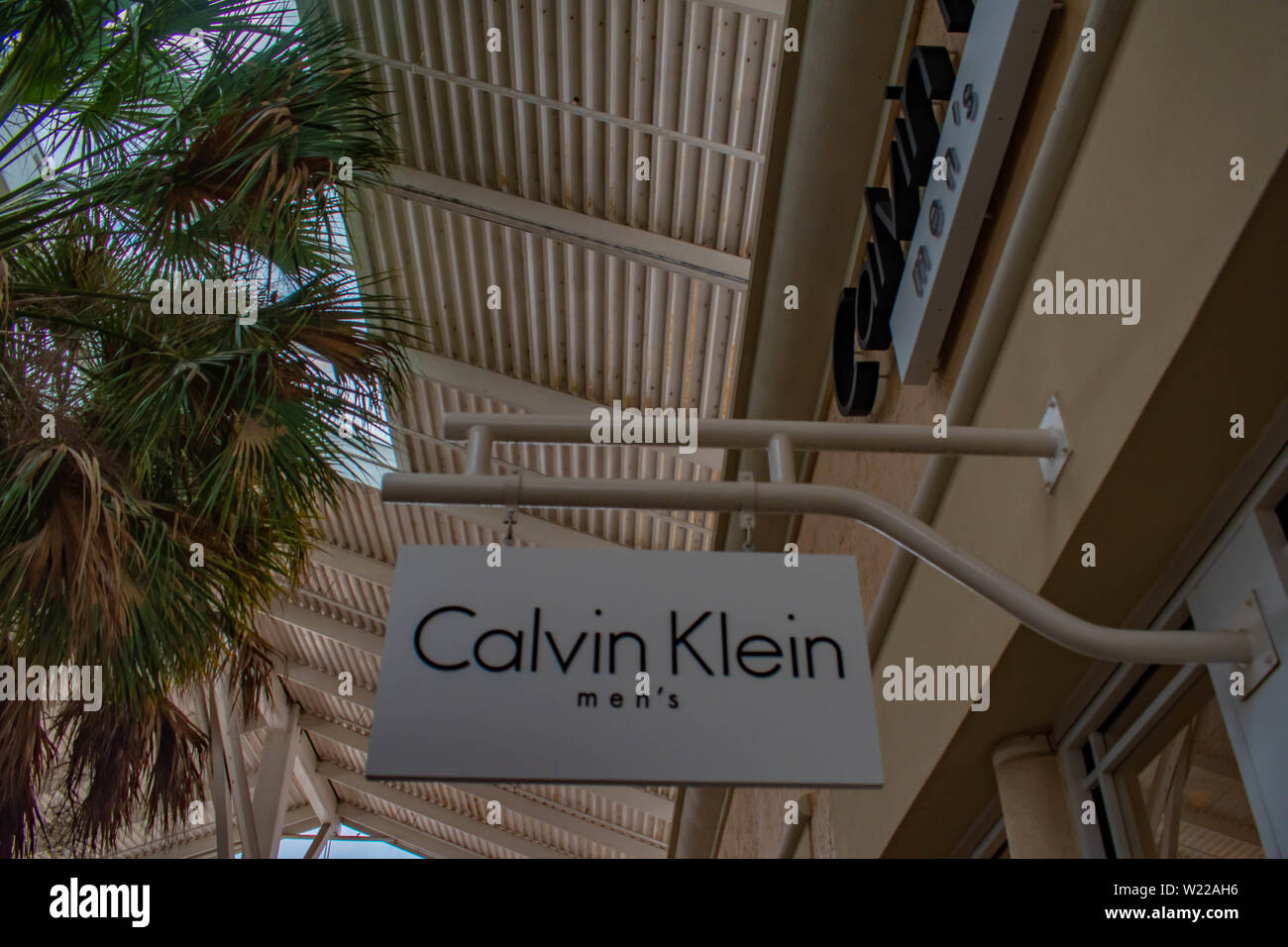 Orlando, Floride. Le 6 juin 2019 . Calvin Klein Mens signe en Premium Outlet dans International Drive Area. Banque D'Images