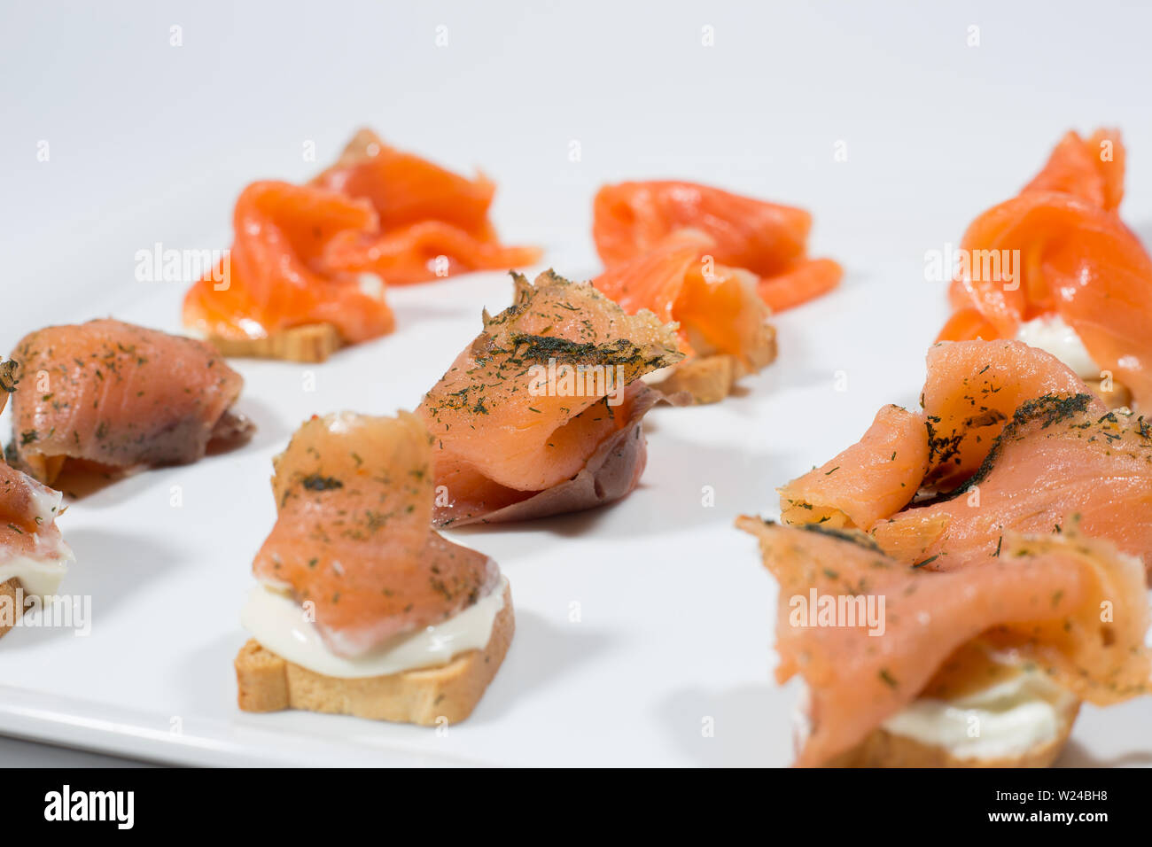 Tranches de filet de poisson du saumon Banque D'Images Tranches de filet de poisson du saumon Banque D'Images