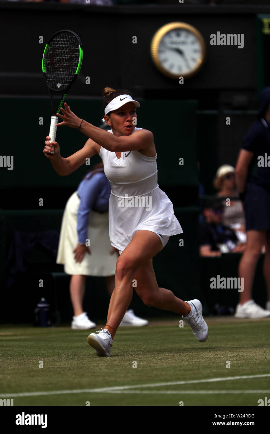Londres, Royaume-Uni. 05 juillet, 2019. Wimbledon, 5 juillet 2019 - Au cours de son match : Simona contre Victoria Azarenka aujourd'hui à Wimbledon. A remporté le match : en 5 sets. Crédit : Adam Stoltman/Alamy Live News Banque D'Images