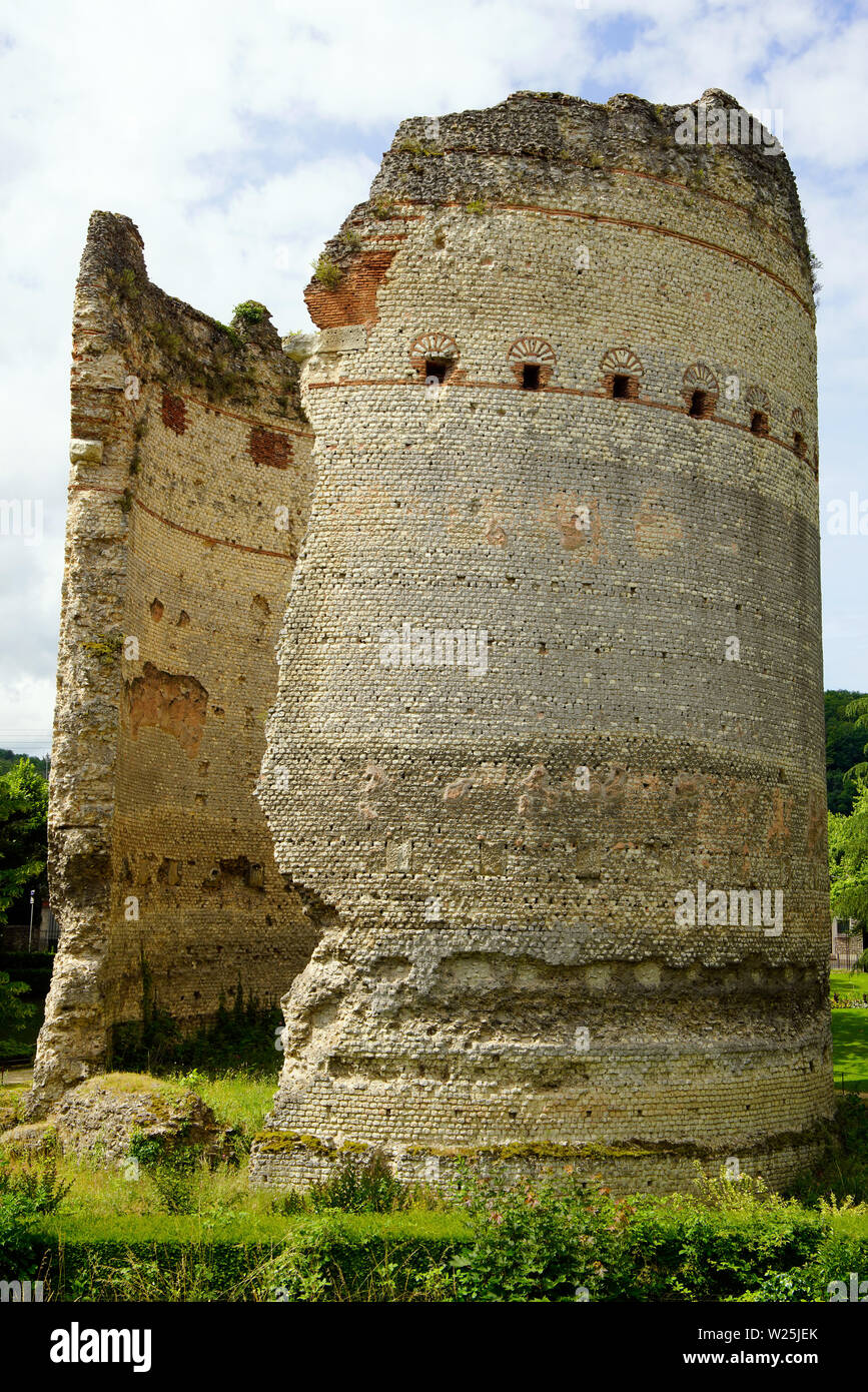 Ruine romaine, tour à Perigueux, département Nouvelle-Aquitaine dans le sud-ouest de la France. Banque D'Images