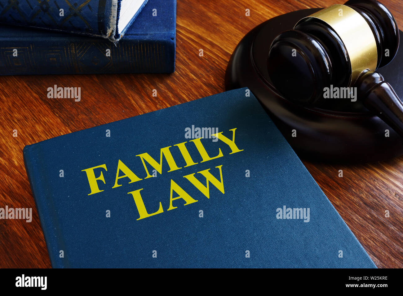 Livre sur le droit de la famille Divorce et séparation. Banque D'Images