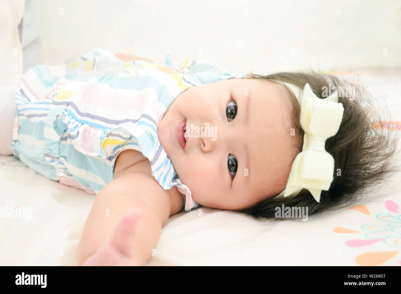 Cute 5 mois baby girls asia Banque D'Images
