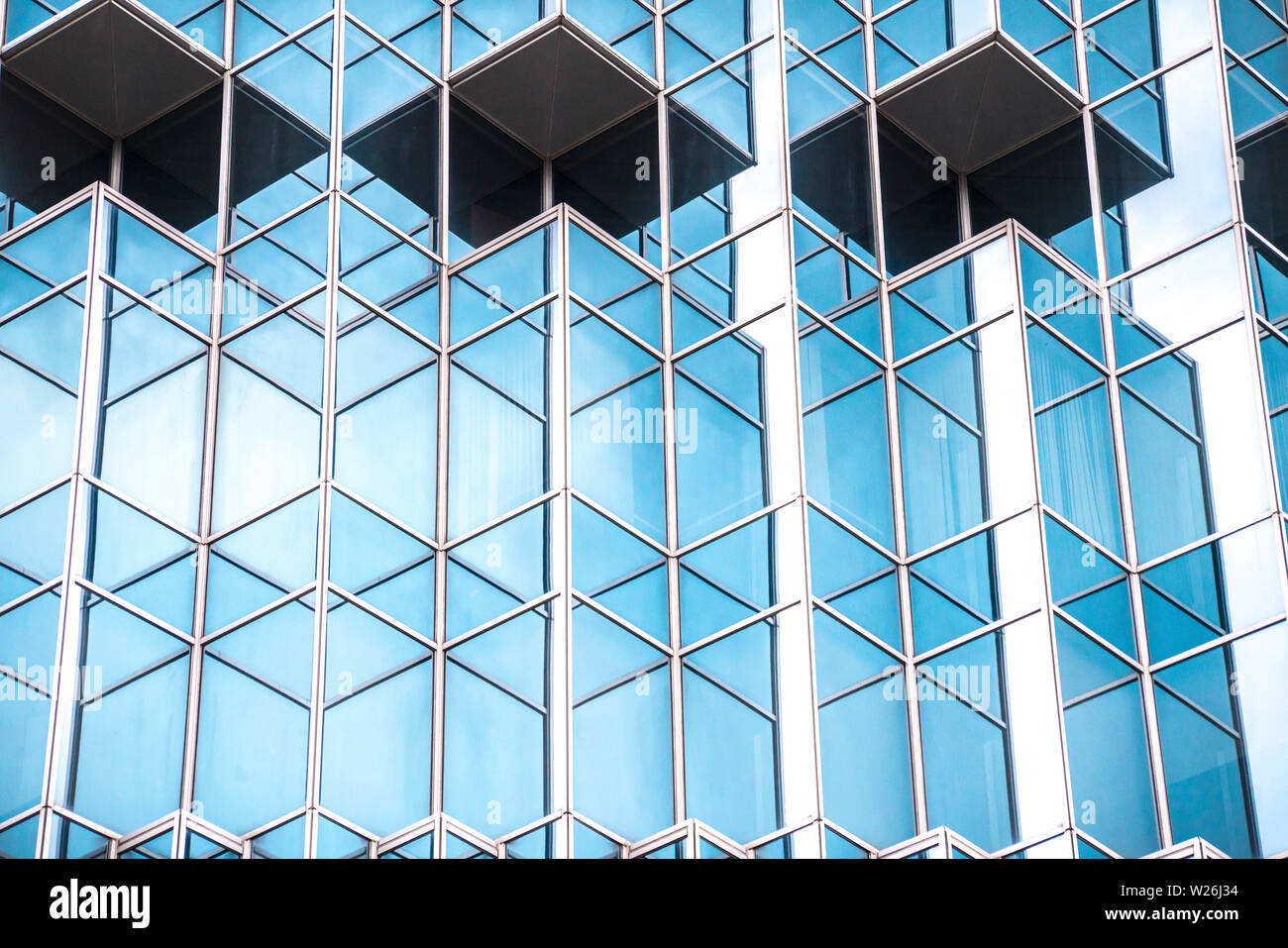Détails de l'architecture du bâtiment moderne à la façade de verre arrière-plan d'affaires Banque D'Images