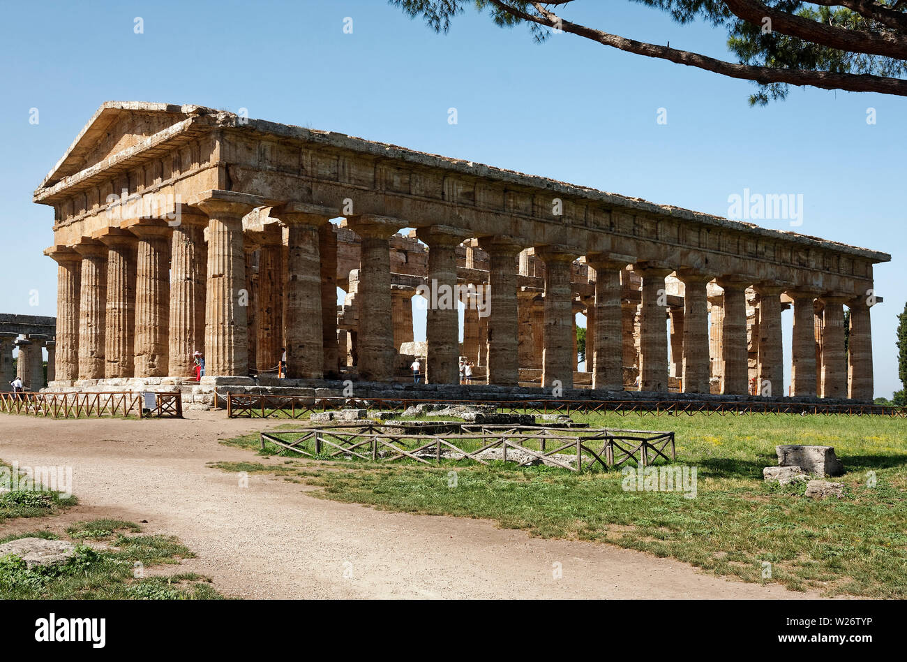 Paestum, ruines, Temple de Neptune, ancienne ville grecque, site archéologique, 450 B.C., site de l'UNESCO, de l'Europe ; Province de Salerne, Italie, l'été ; horizontal Banque D'Images