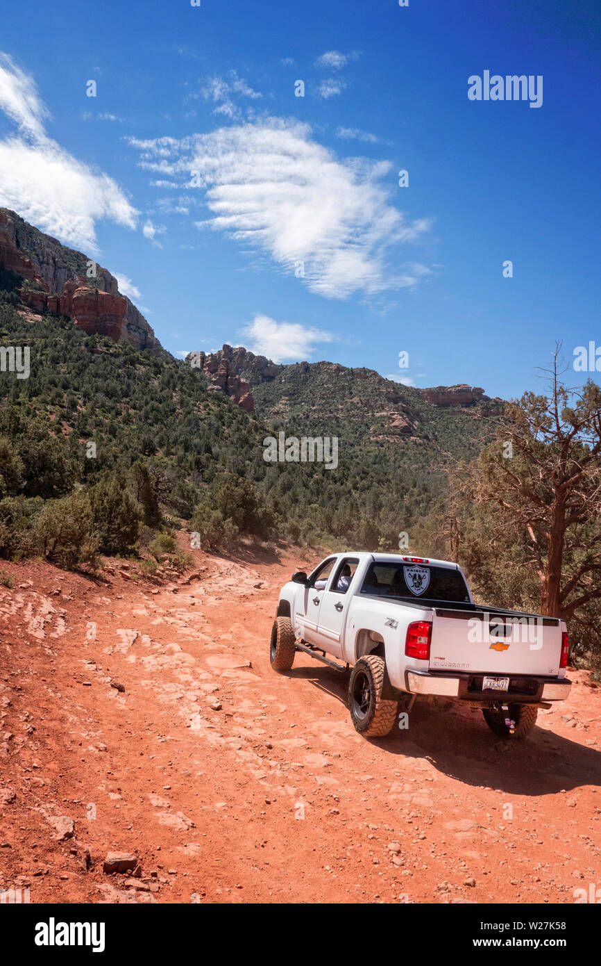 Chevrolet 4x4 pick up Truck sur un sentier à Dry Creek Rd Sedona Arizona USA Banque D'Images