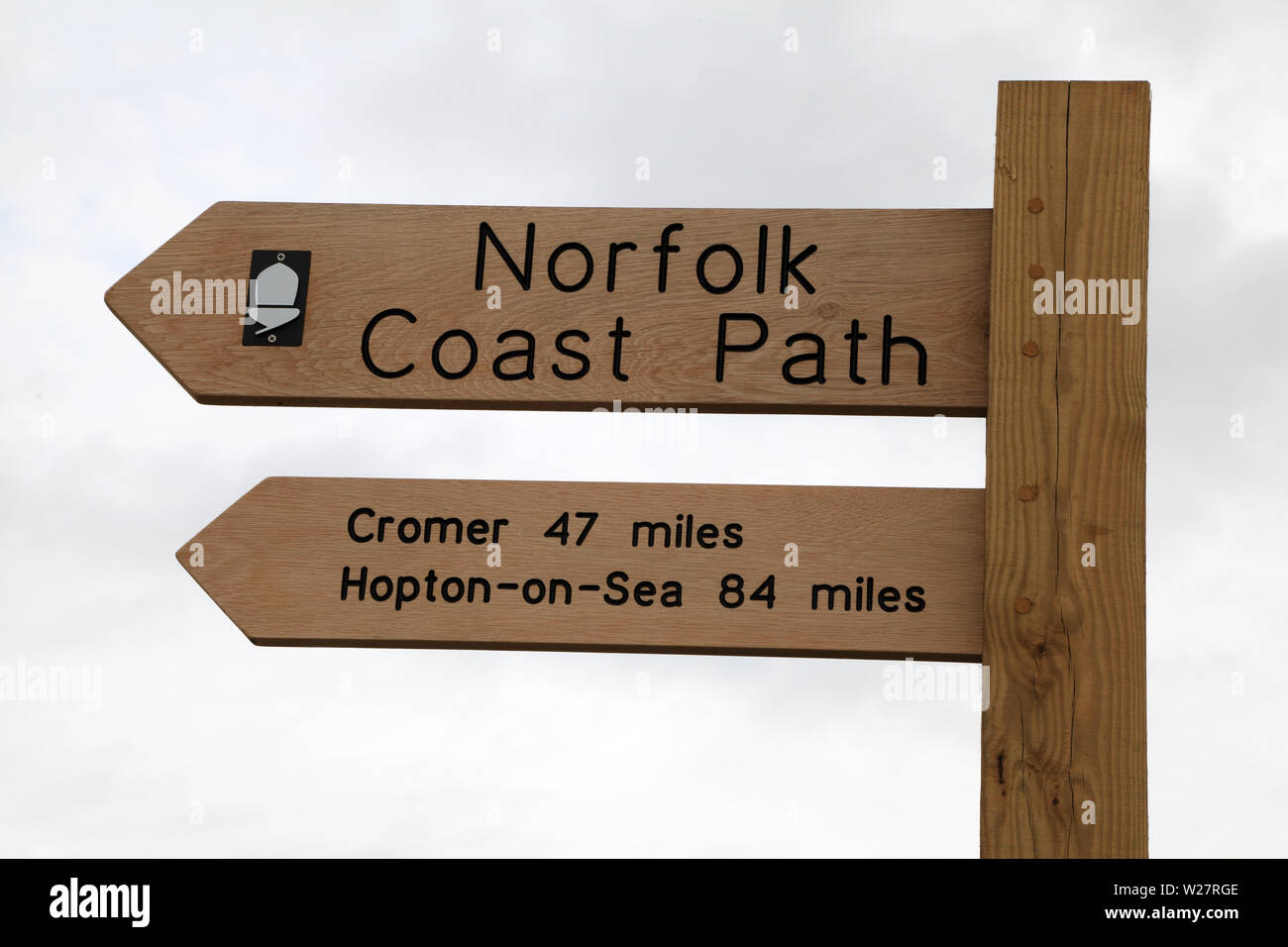 La Norfolk Coast Path, Acorn Trust, signe, falaises de Hunstanton à Cromer, Norfolk, Angleterre Banque D'Images