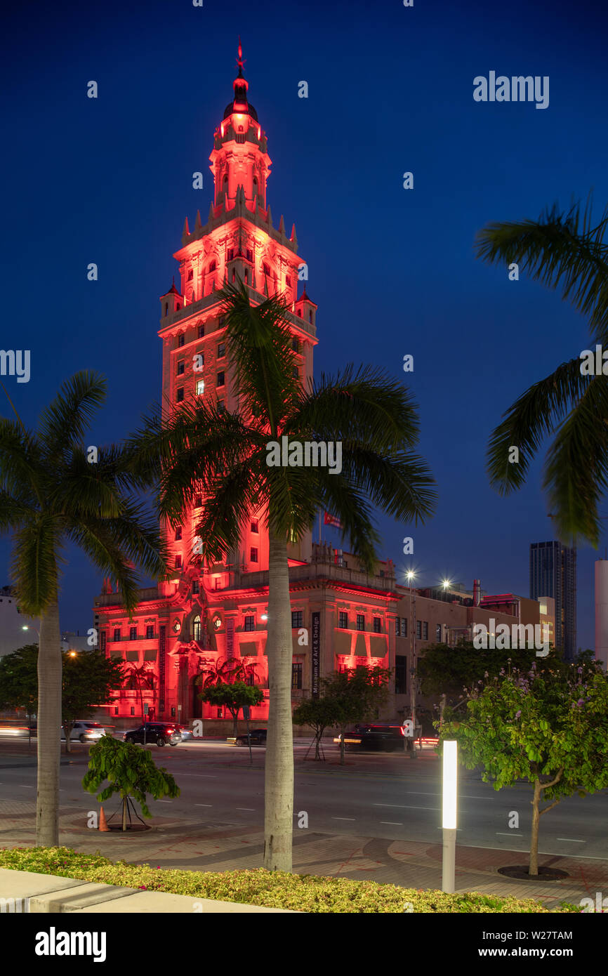 À la tombée de la tour de la liberté, Miami, Floride, USA Banque D'Images