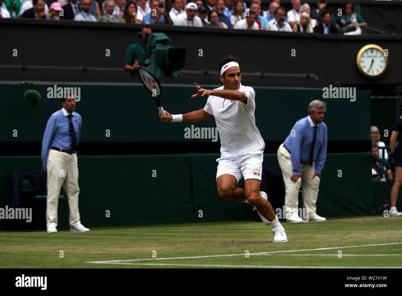 Wimbledon, 6 juillet 2019 - Roger Federer lors de son troisième match contre Lucas Pouille de France aujourd'hui à Wimbledon. Banque D'Images