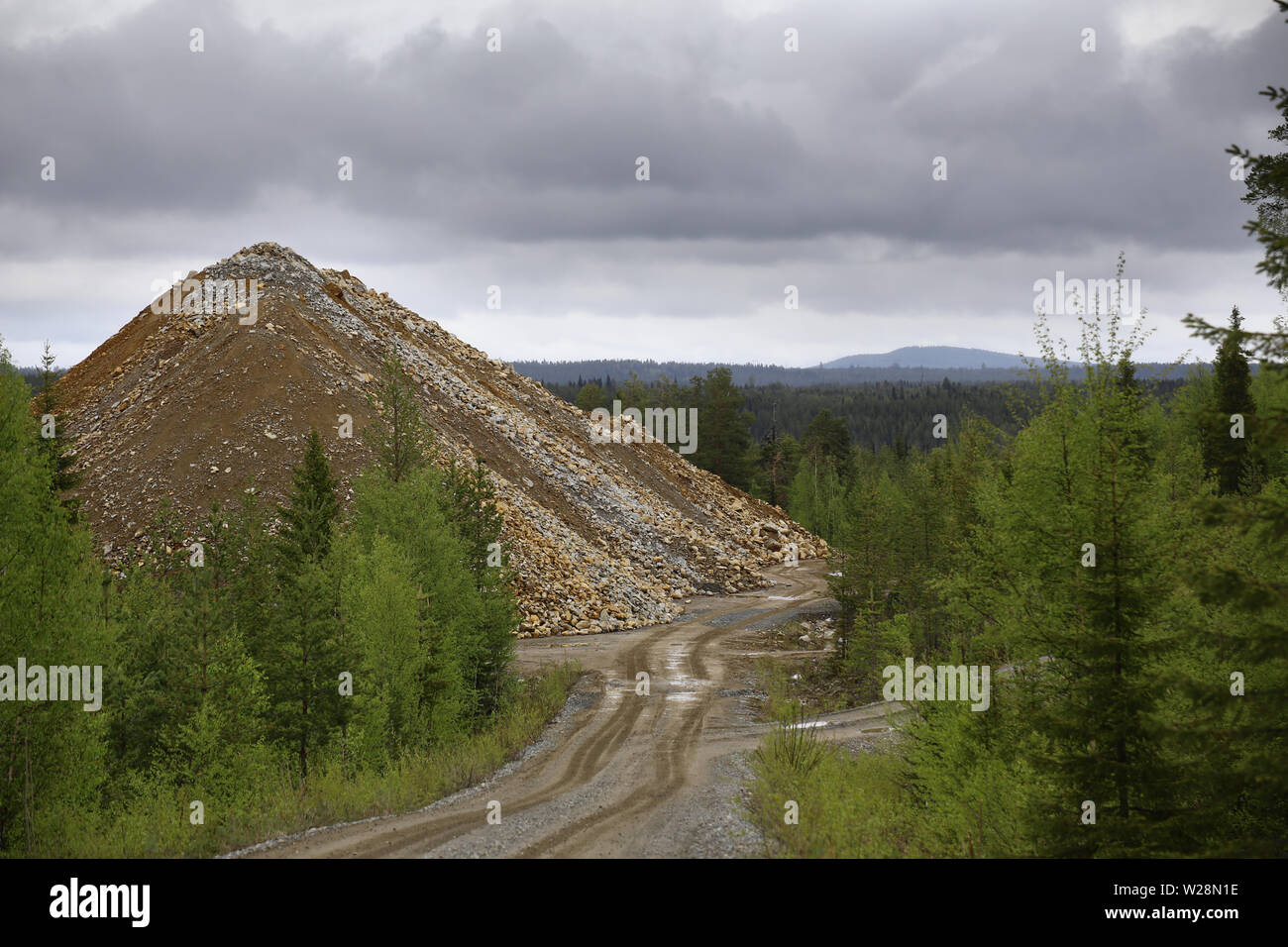 Des tas de gravats et de l'or mine de cuivre en Allemagne, en Suède. Banque D'Images