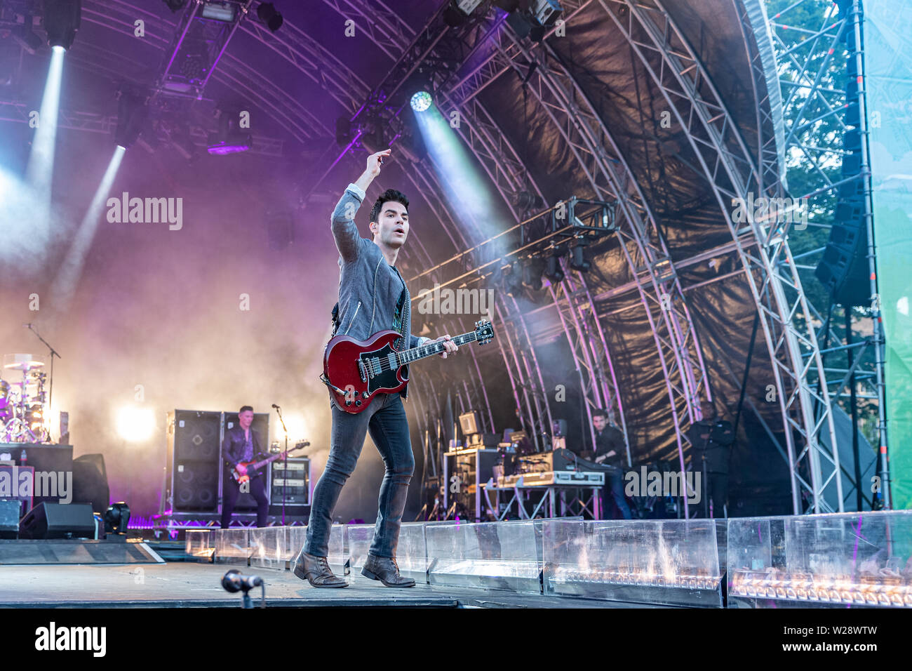 Kelly Jones du groupe rock gallois Stereophonics joue sur la scène à Trinity College de Dublin dans le cadre de la série d'été Festival. Banque D'Images