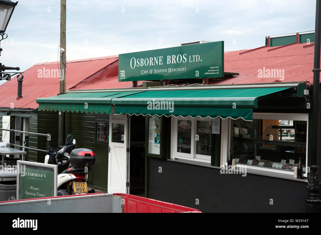 Osborne cockle shop sur l'estuaire de la Tamise, Vieux Leigh, Leigh-on-Sea, Essex, Angleterre, Royaume-Uni Banque D'Images