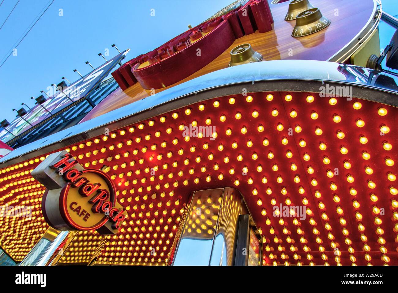 L'extérieur de l'Hard Rock Café de Las Vegas. Le Vegas lieu est plus de 42 000 pieds carrés et trois étages avec un coin repas et d''une vue sur la bande de Vegas. Banque D'Images