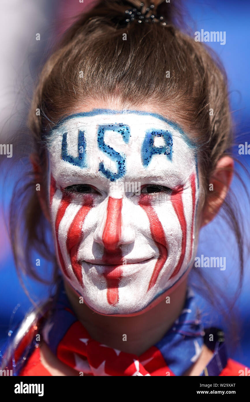 United States ventilateur avant le jeu pendant la Coupe du Monde féminine de la Fifa 2019 au stade final de Lyon, Lyon, France. Banque D'Images