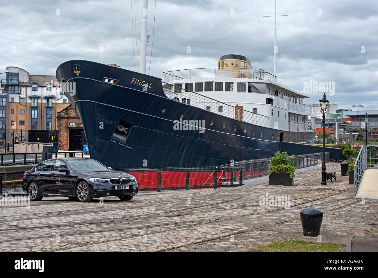 MV Fingal, un luxueux hôtel flottant, amarré à Leith Banque D'Images