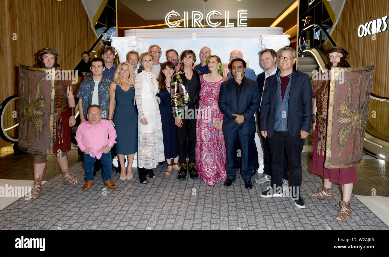 La photo doit être crédité ©Presse Alpha 078237 07/07/2019 Craig Roberts Warwick Davis Sarah Hadland Alexander Armstrong Swale Jessica Martin Brown Lee Mack Sebastian Croft Dominic Brigstocke Kate Nash Sanjeev Bhaskar Terry Deary Rupert Graves lors de la première mondiale de l'histoire horrible Film Rotten Romains tenue à Odeon Leicester Square à Londres. Banque D'Images