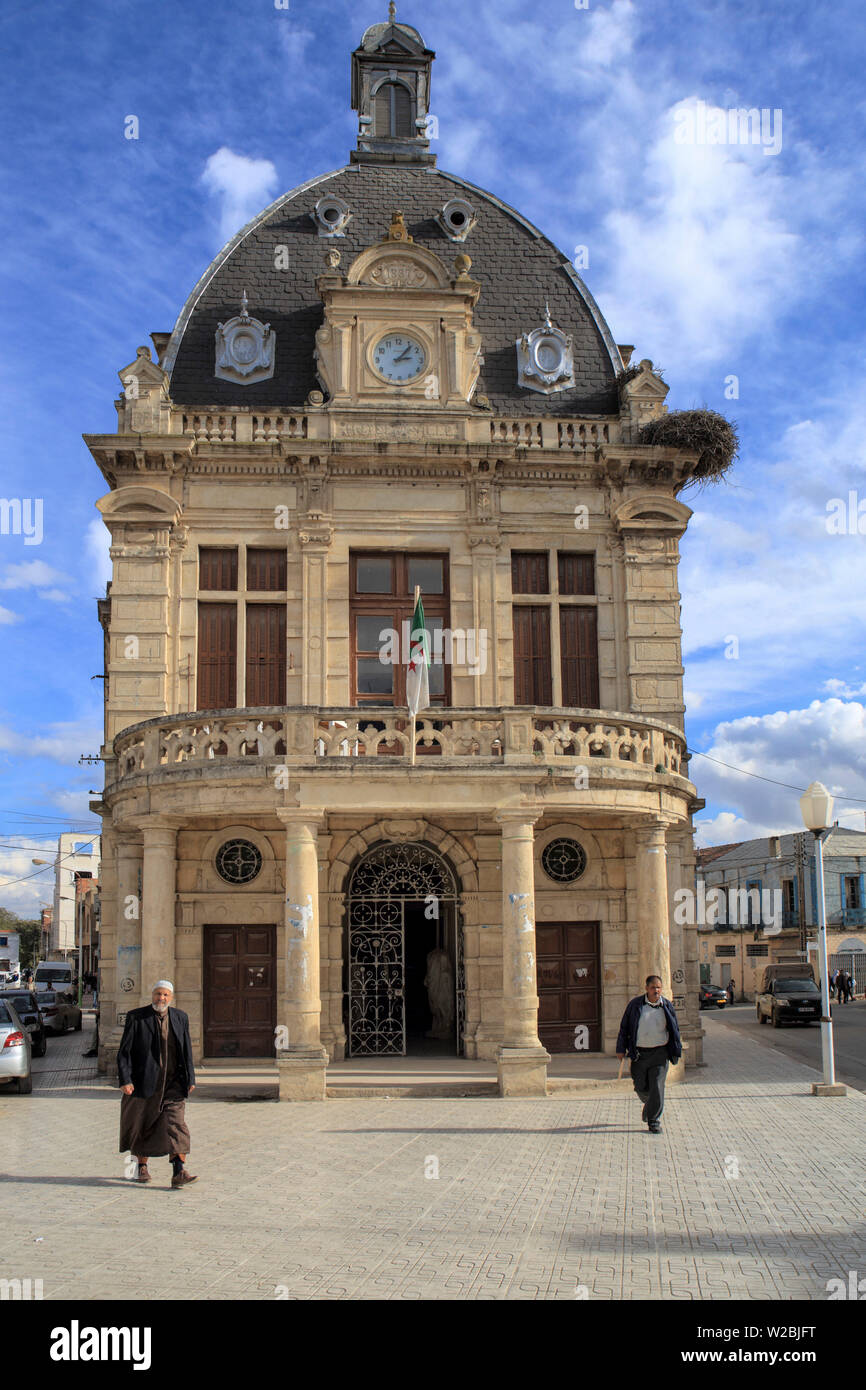 Hôtel de ville coloniale, Souk Ahras, Souk Ahras Province, Algérie Banque D'Images Hôtel de ville coloniale, Souk Ahras, Souk Ahras Province, Algérie Banque D'Images