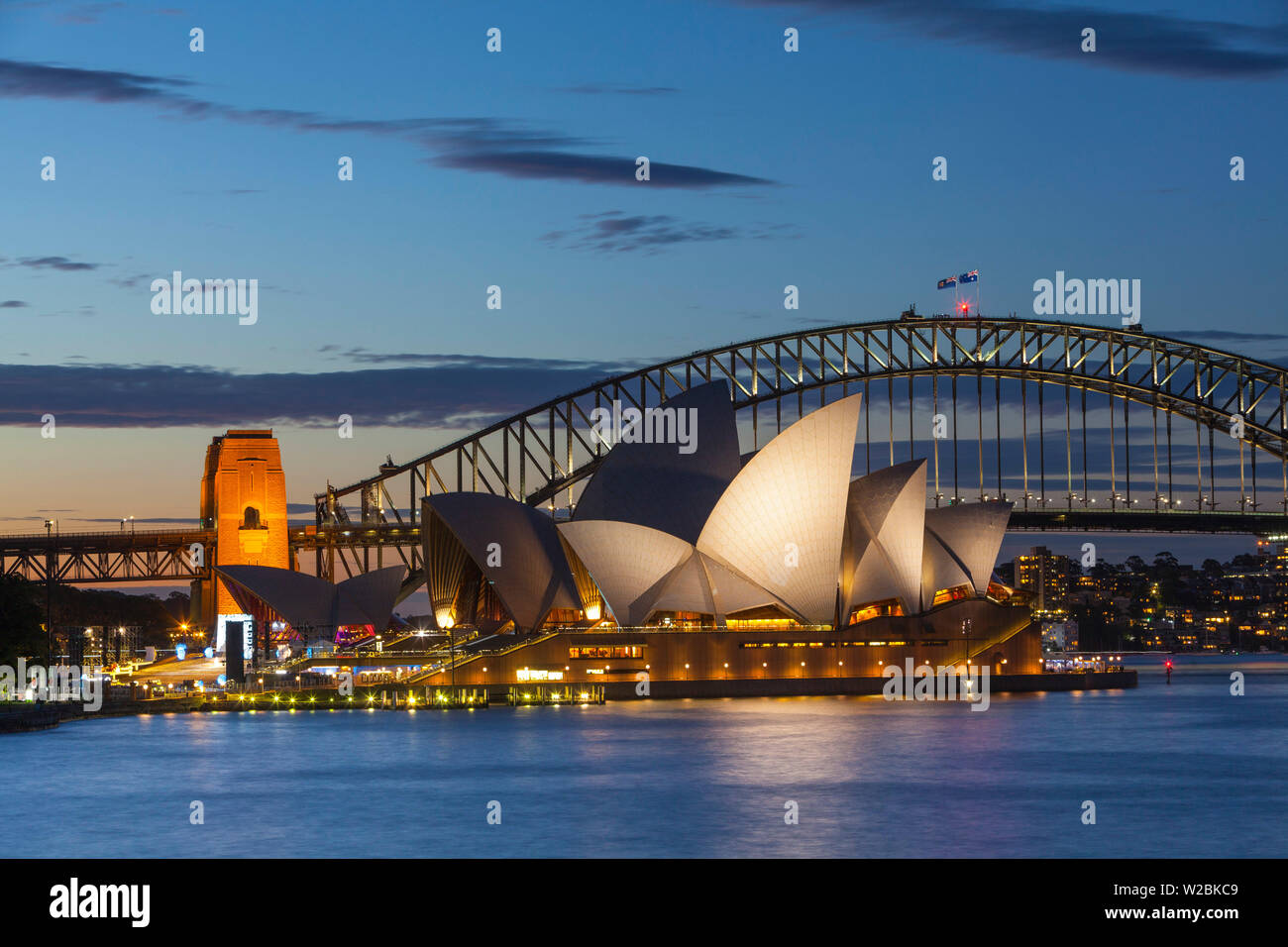 Opéra de Sydney et le Harbour Bridge, Darling Harbour, Sydney, New South Wales, Australia Banque D'Images