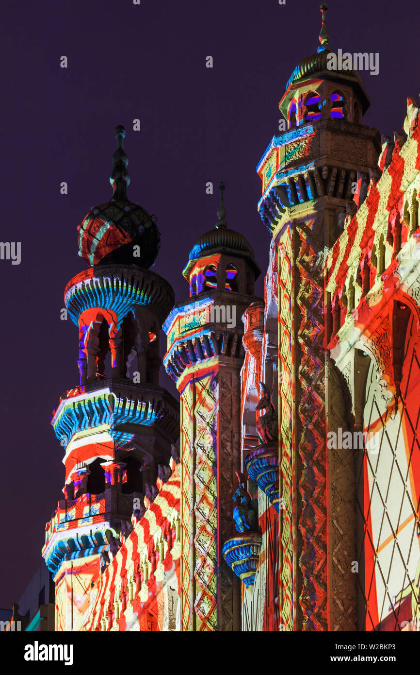 L'Australie, Victoria, Melbourne, VIC, Festival des nuits blanches, des bâtiments éclairés par laser projeté conçoit, théâtre-forum, Flinders Street Banque D'Images